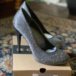 Le chateau high heels